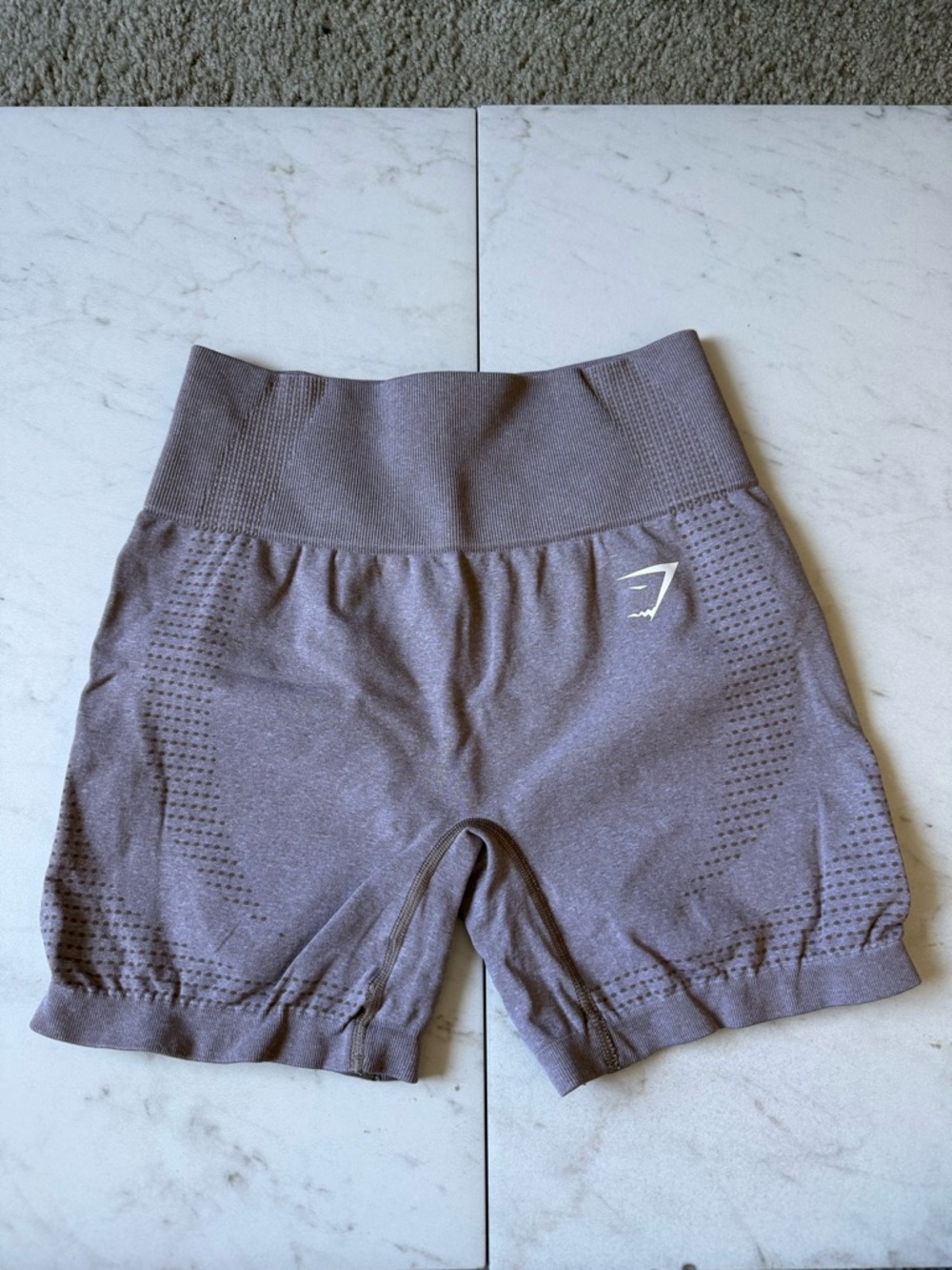 GYMSHARK Vital Seamless Shorts - Tan - size Small